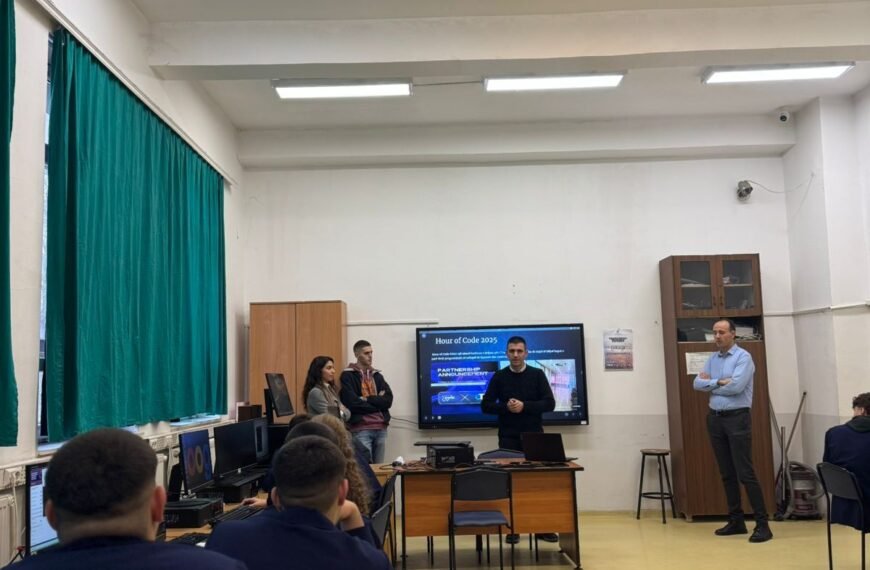HOUR OF CODE, VIZITË NË SHKOLLËN&hellip;