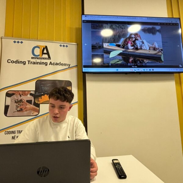 WEB FAQE PËR UDHËTIME, FLUTURIME & TURIZËM – ENES…