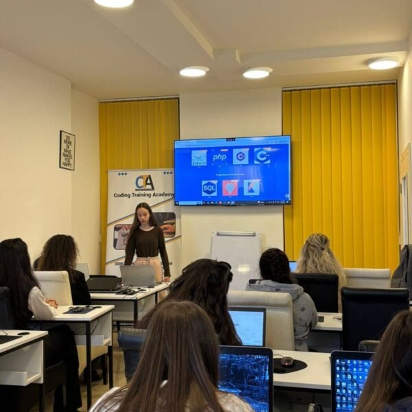 AKTIVITET PËR DITËN E VAJZAVE NË ICT